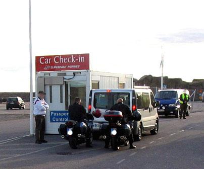 2006-Hanko-ja-sisaankirjautuminen.jpg