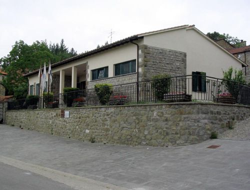 2006-Italia-Pratoveccion-Hostelli-etuoikealta.jpg