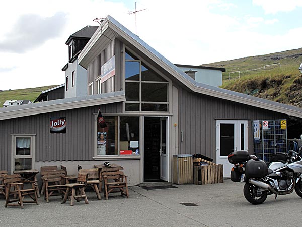 2009-Faroes-Sorvagur.jpg