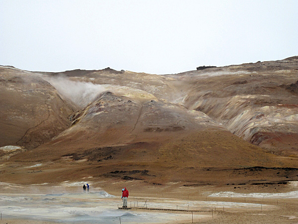 2009-Islanti-Hverir-rinne-600.jpg