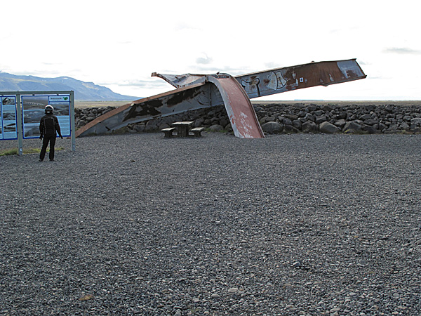 2009-Islanti-vuoden-1996-sillan-jaanteet-600.jpg