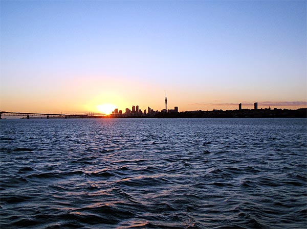 2009-NZ-Adventure-Aucklandin-edustalla.jpg