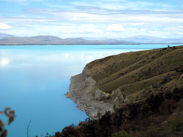 2009-NZ-Etelasaari-Lake-Pukaki-suunta-itaan.jpg