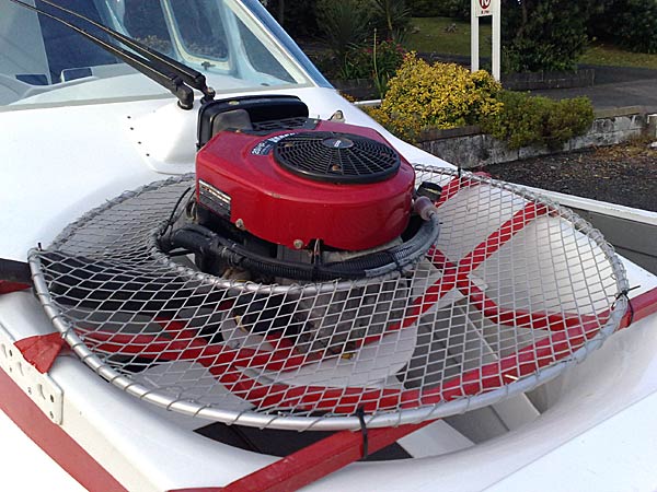 2009-NZ-Pohjoissaari-Personal-Hovercraft3.jpg