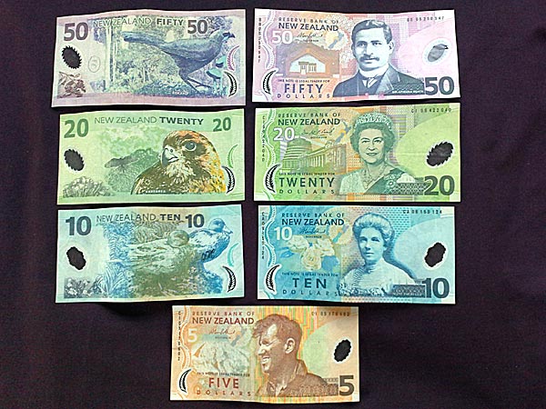 2009-NZ-Pohjoissaari-Viimeisia-taaloja-viedaan.jpg