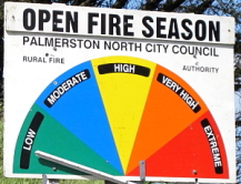 2011-NZ-Palmerston-North-Open-Fire-Season.JPG