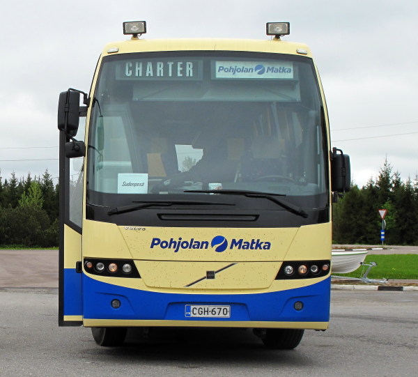 Liikuimme tuolla bussilla