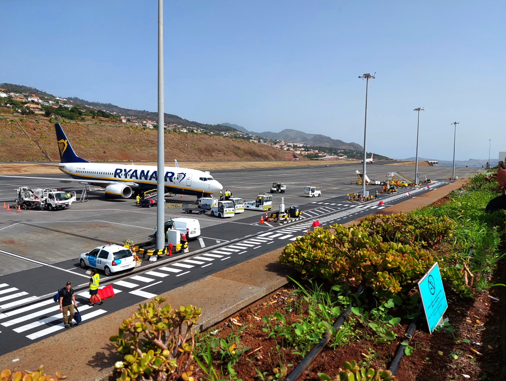 2022-Madeira-Aeroporto-da-Madeira_Irma.JPG
