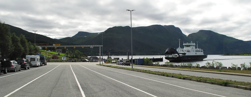 2022-Norja-Refsnes-lauttasatama.JPG