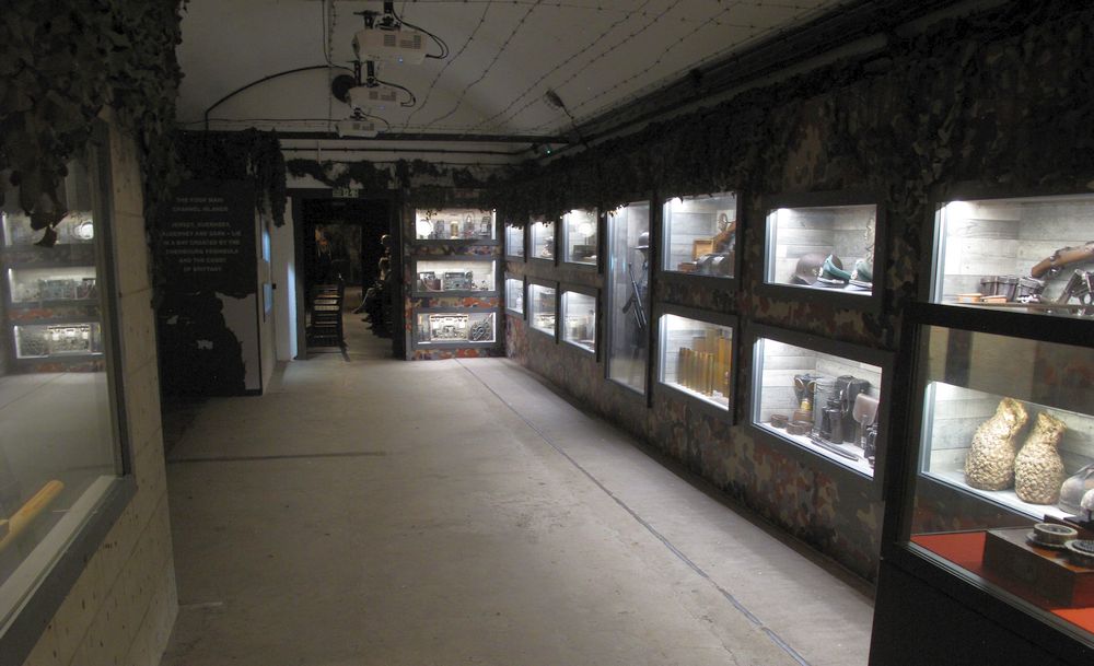 24_syksy_Jersey_War_Tunnels3.jpg
