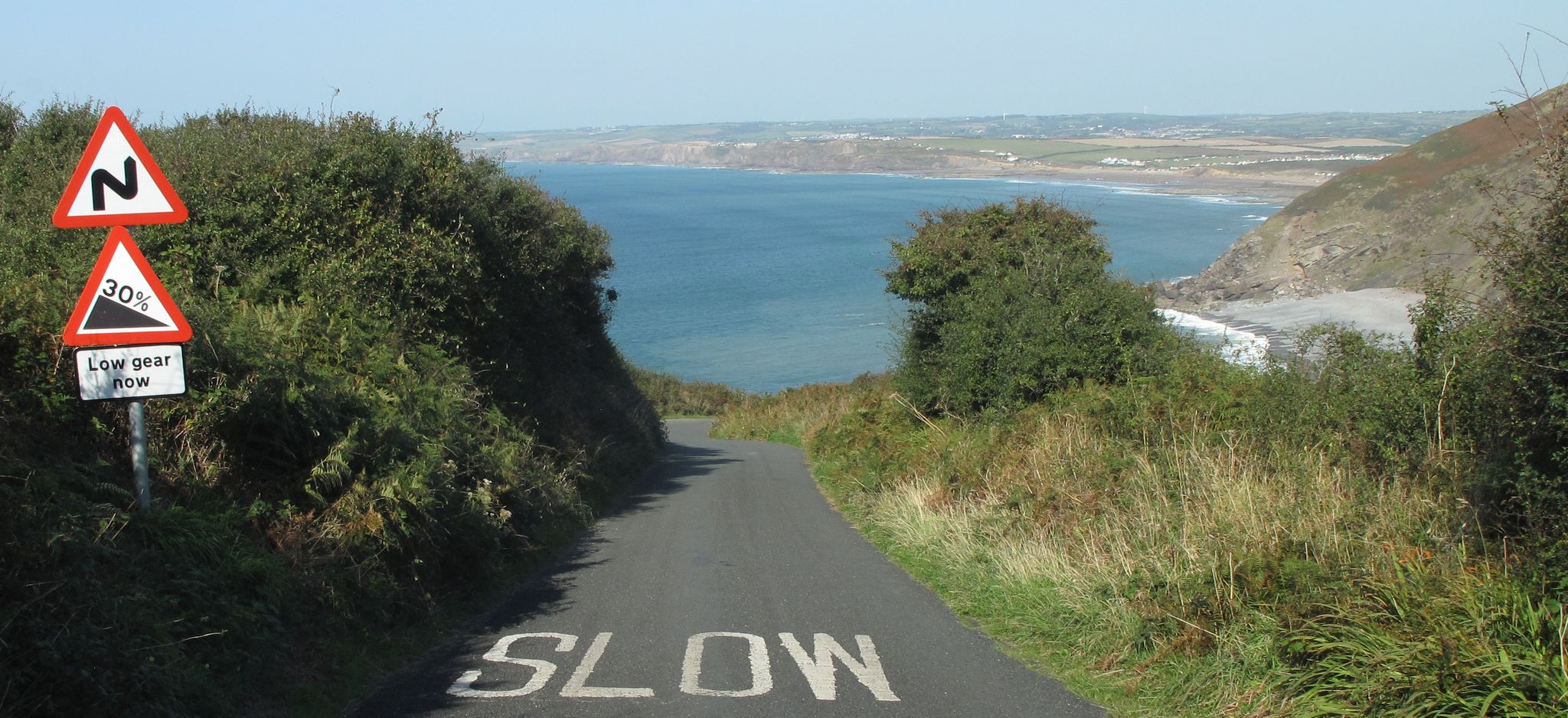 24_syksy_UK_Cornwall-rannikkomaisemaa_ylempi.jpg