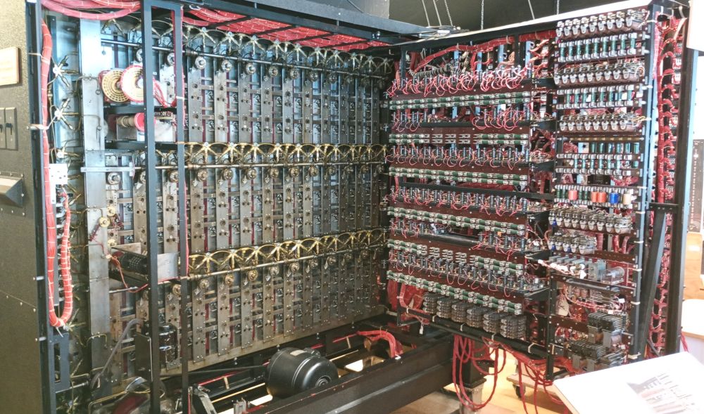 2026_UK_Computer-museum-Bombe_avoimena.jpg